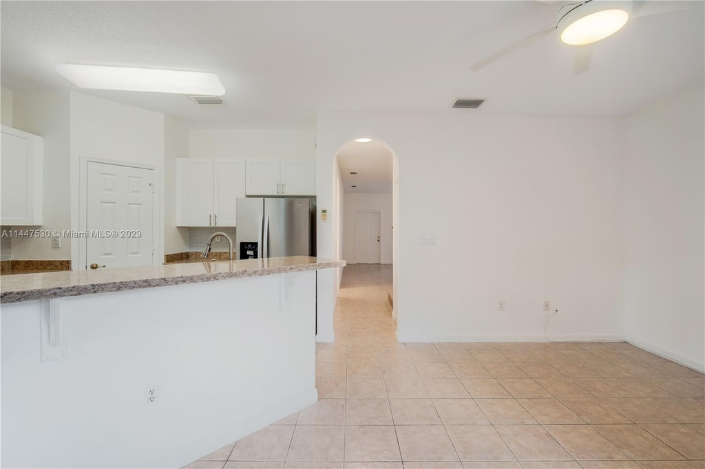 11230 Nw 56th St - Photo 21