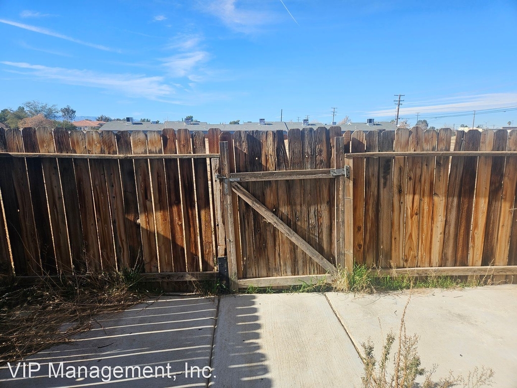 16280 Sequoia Ave - Photo 7