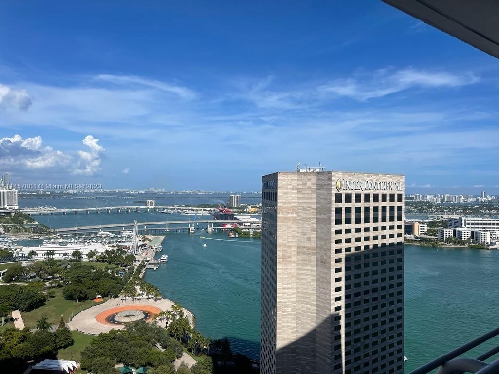 325 S Biscayne Blvd - Photo 14