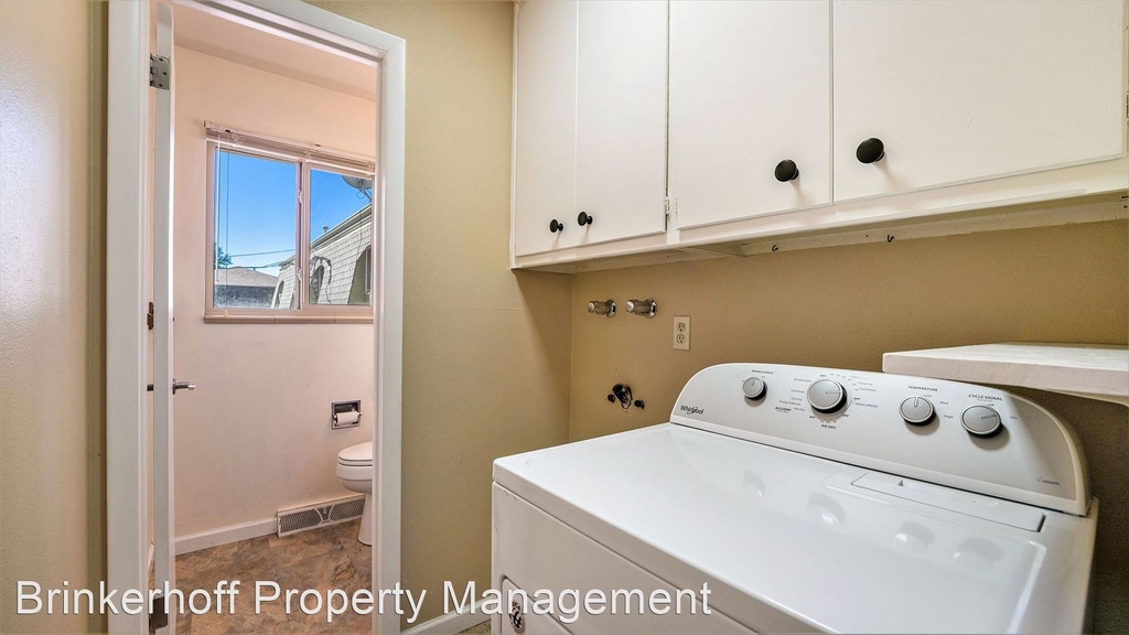 6346 Nelson Street - Photo 6