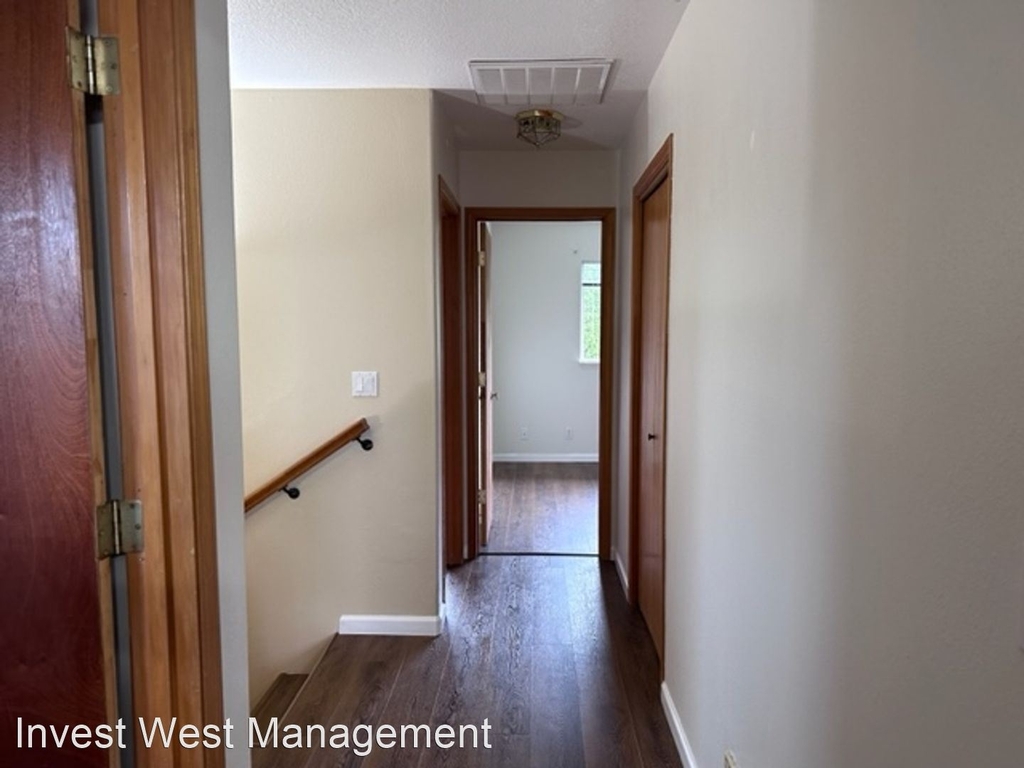 9715 Ne 41 Ave - Photo 32