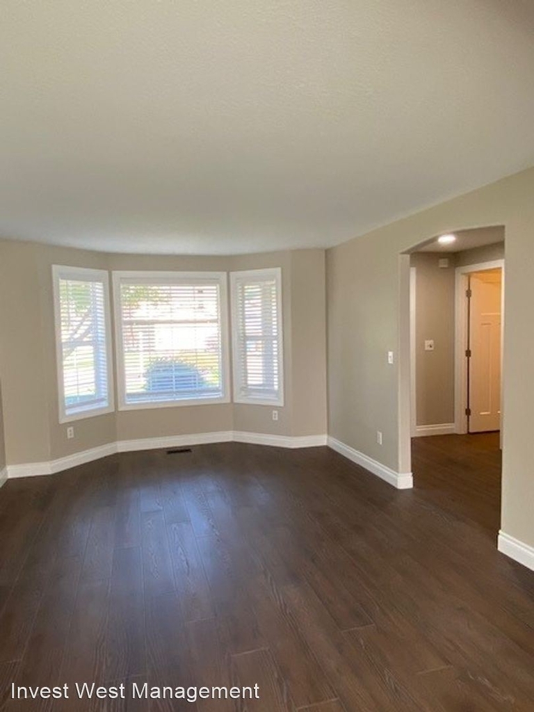 6601 Ne 67 Cir - Photo 3