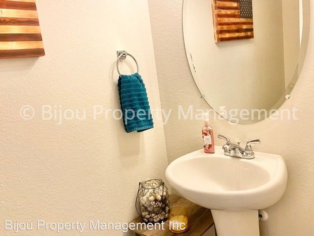 495 Eclipse Dr - Photo 22