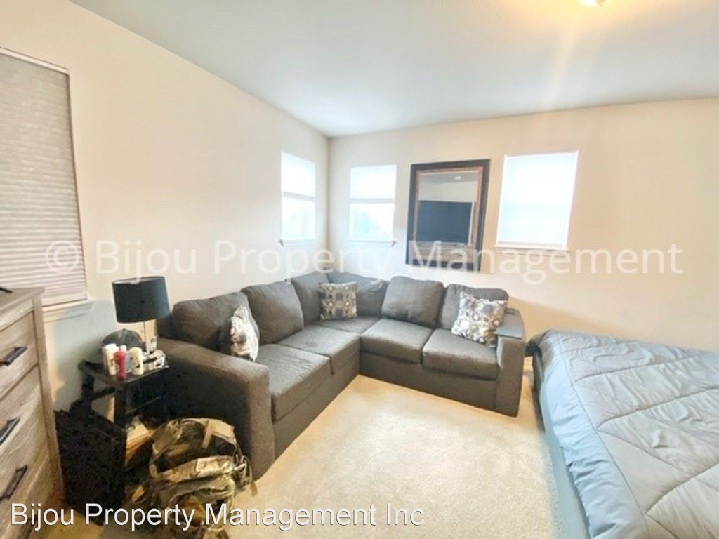 495 Eclipse Dr - Photo 31