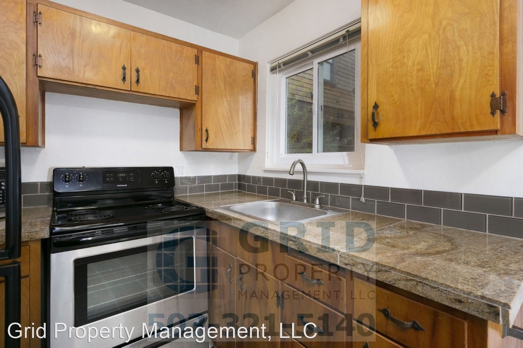 1800 Se Stark Street - Photo 11