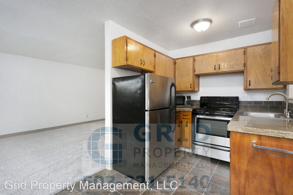 1800 Se Stark Street - Photo 9