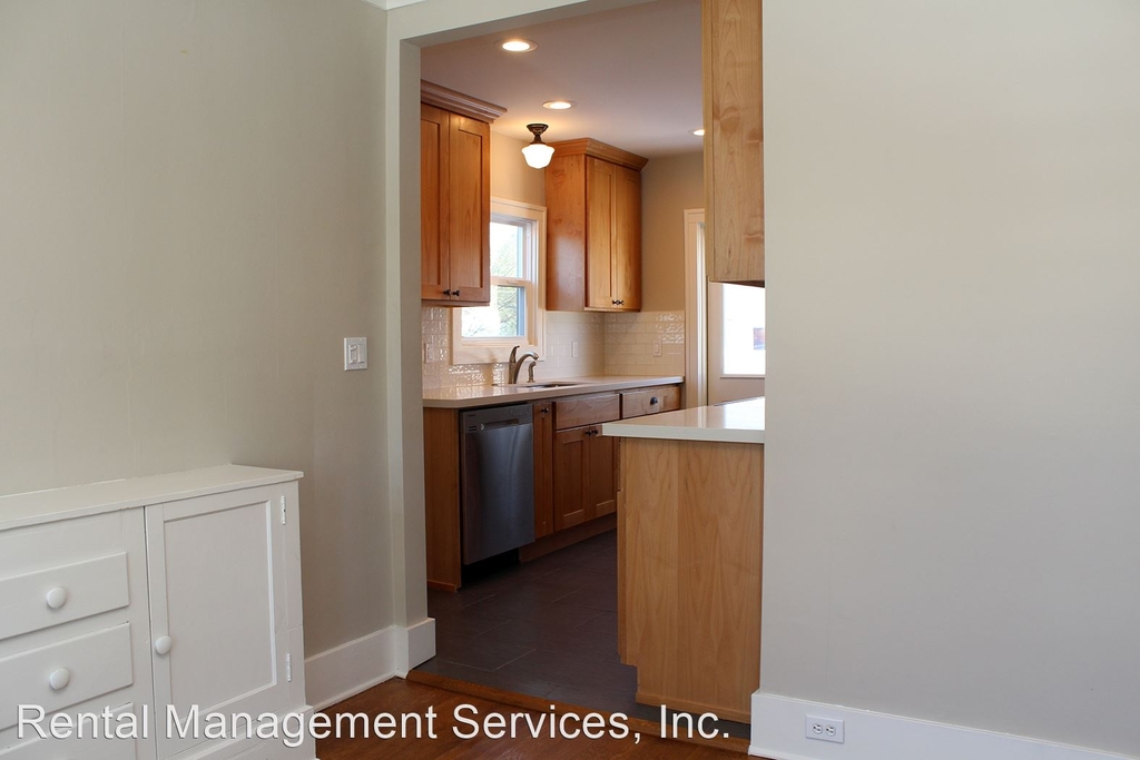 3715 Ne 42nd Avenue - Photo 9