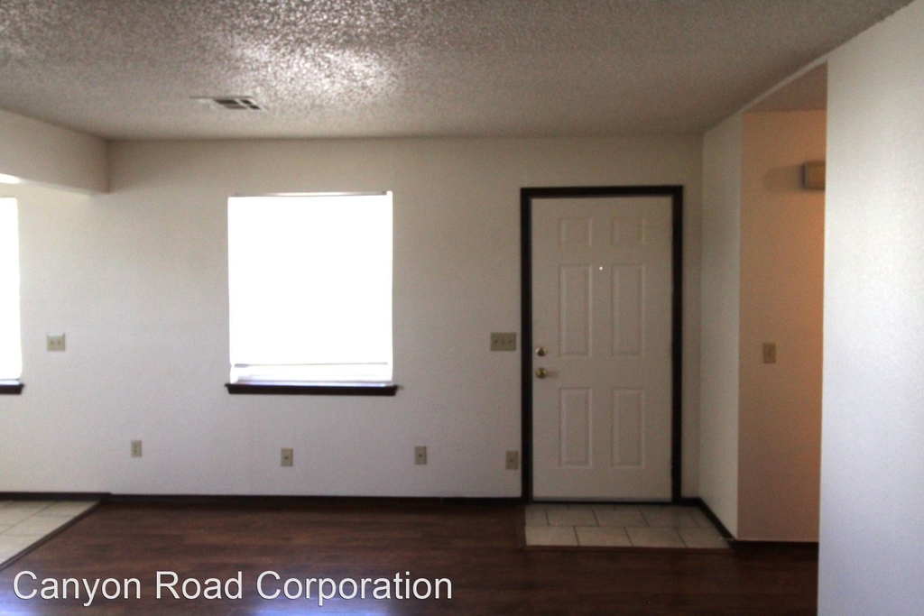 316 Falcon Ct - Photo 16