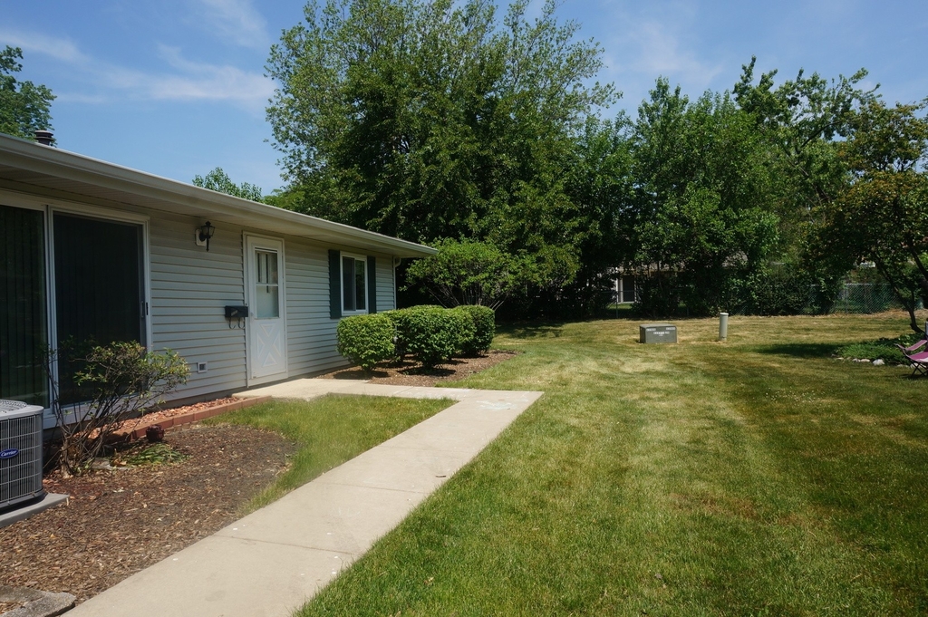 1130 Quanset Court - Photo 1