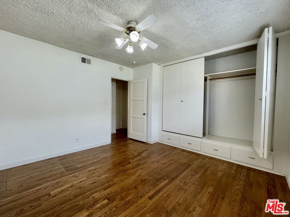 6548 W 80th Pl - Photo 21