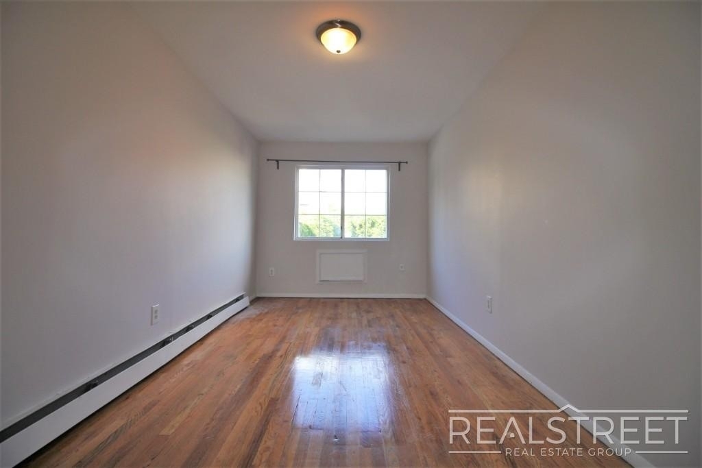 319 Winthrop Street - Photo 6