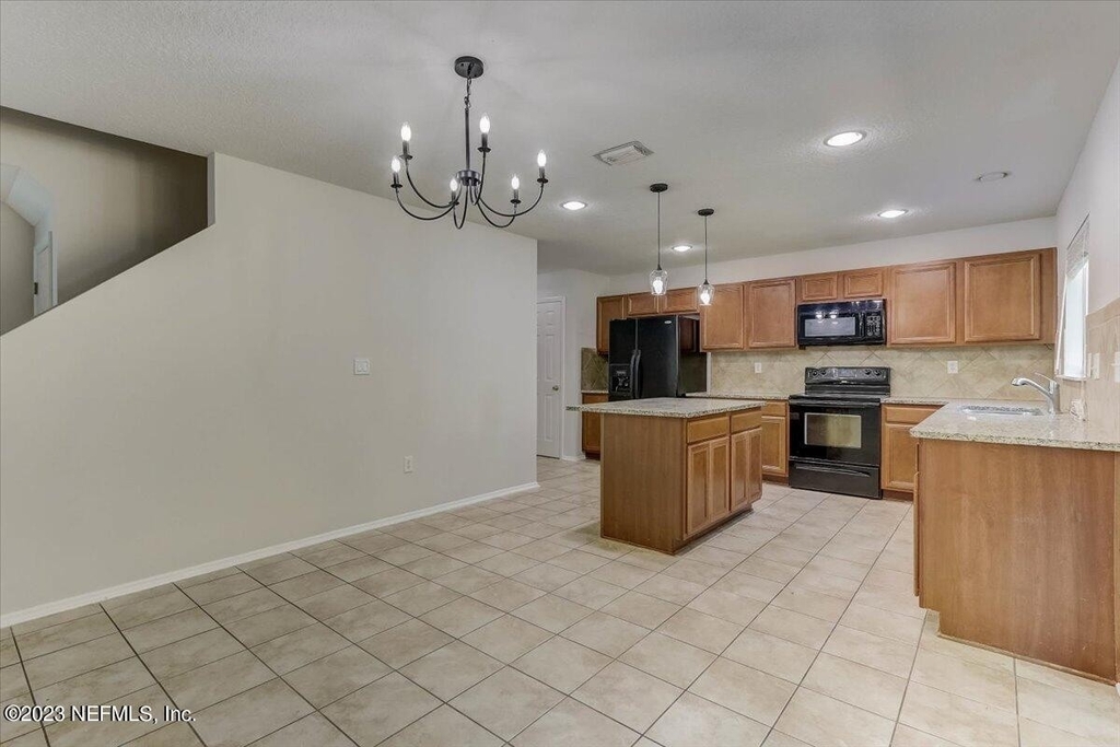 12133 Woodsage Court - Photo 10