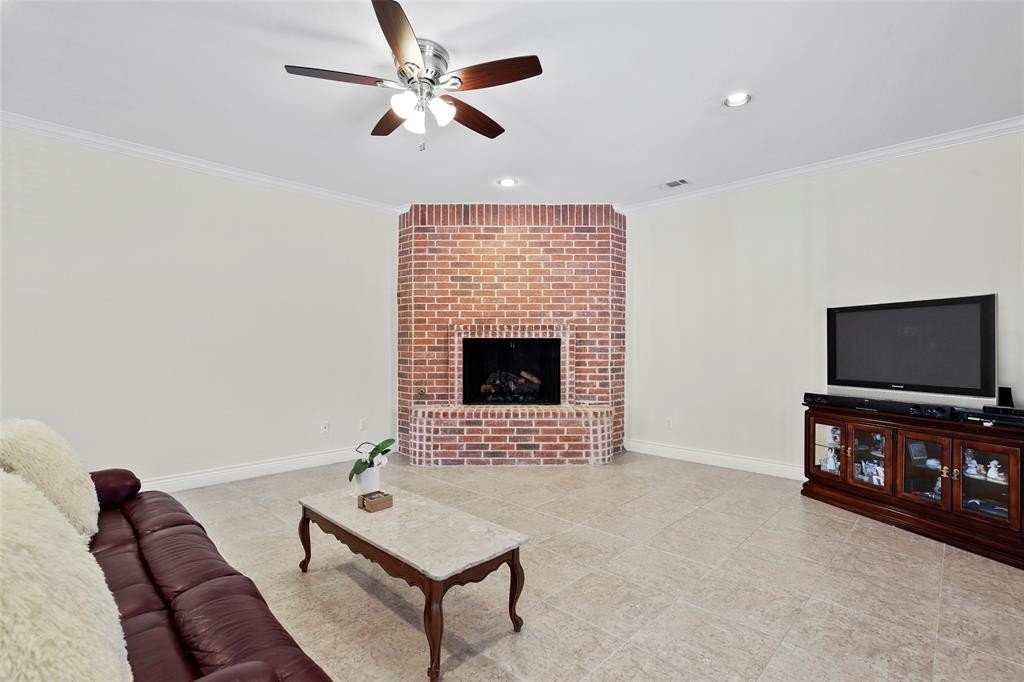 6149 Vickery - Photo 2