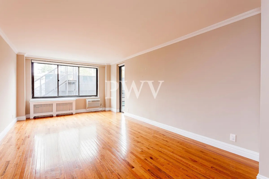 792 Columbus Avenue - Photo 2