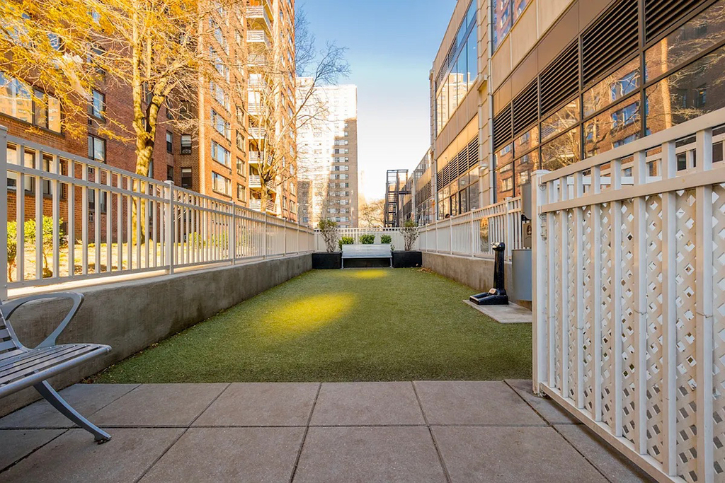792 Columbus Avenue - Photo 7