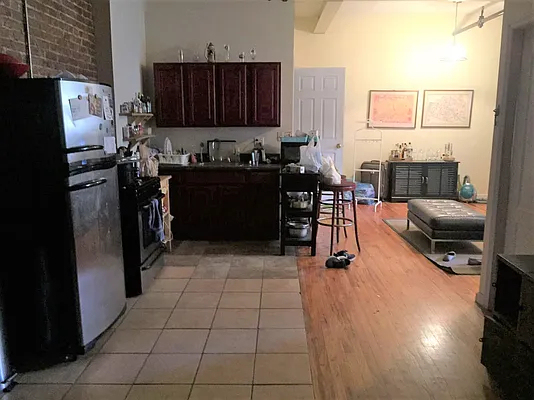 435 Broadway - Photo 4