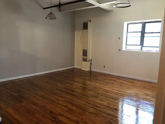 435 Broadway - Photo 0
