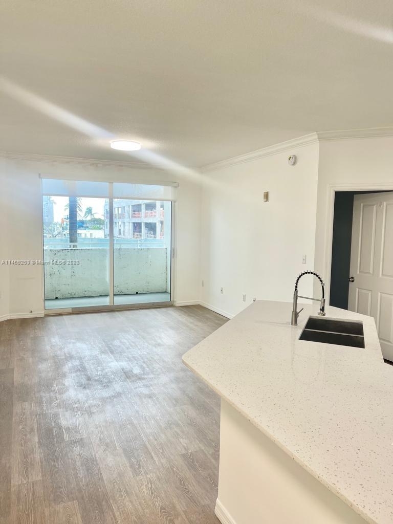 9172 Collins Ave - Photo 15