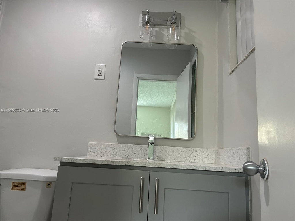 15915 Sw 105th Ct - Photo 18