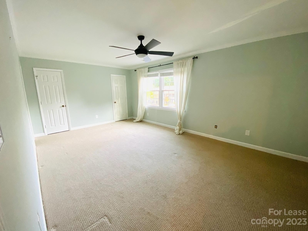 6863 Dumbarton Drive - Photo 6