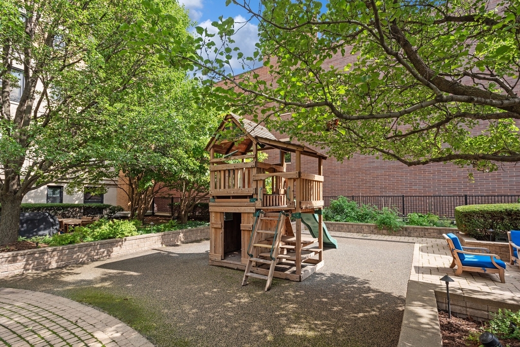 3740 N Lake Shore Drive - Photo 23