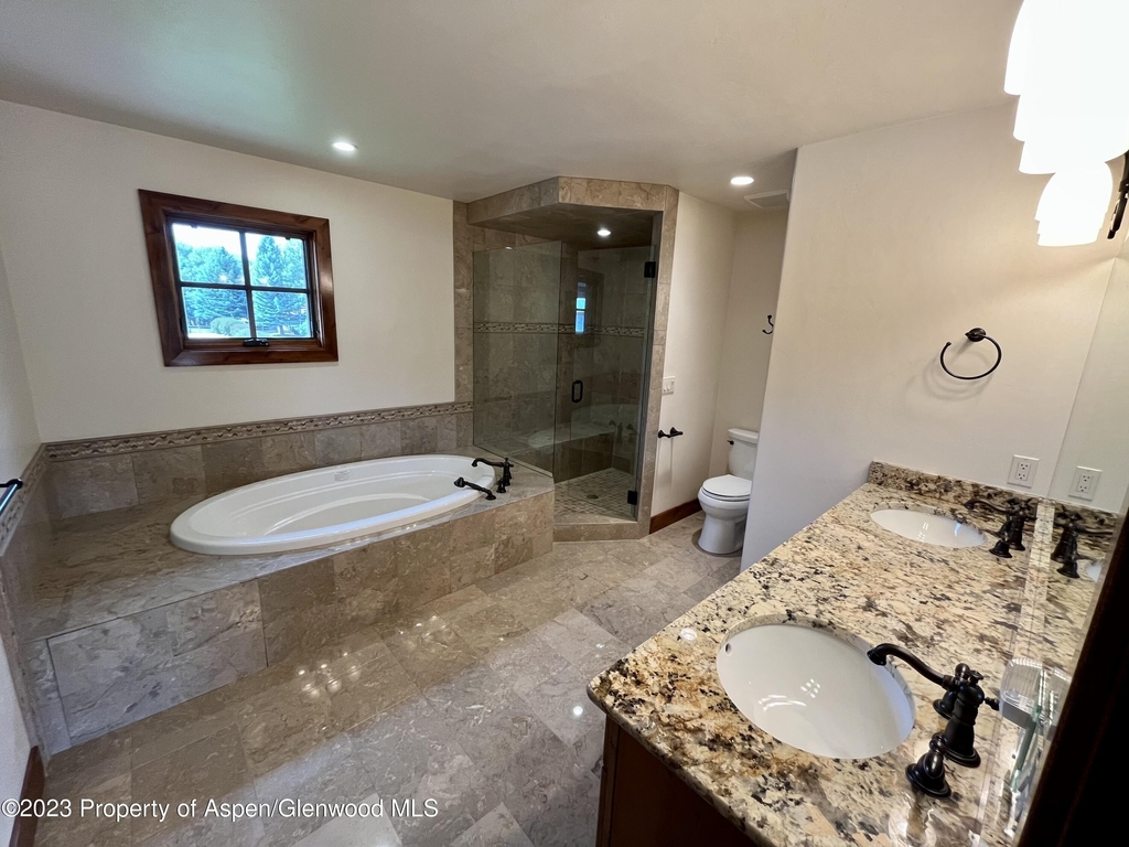 106 Crystal Canyon Drive - Photo 25