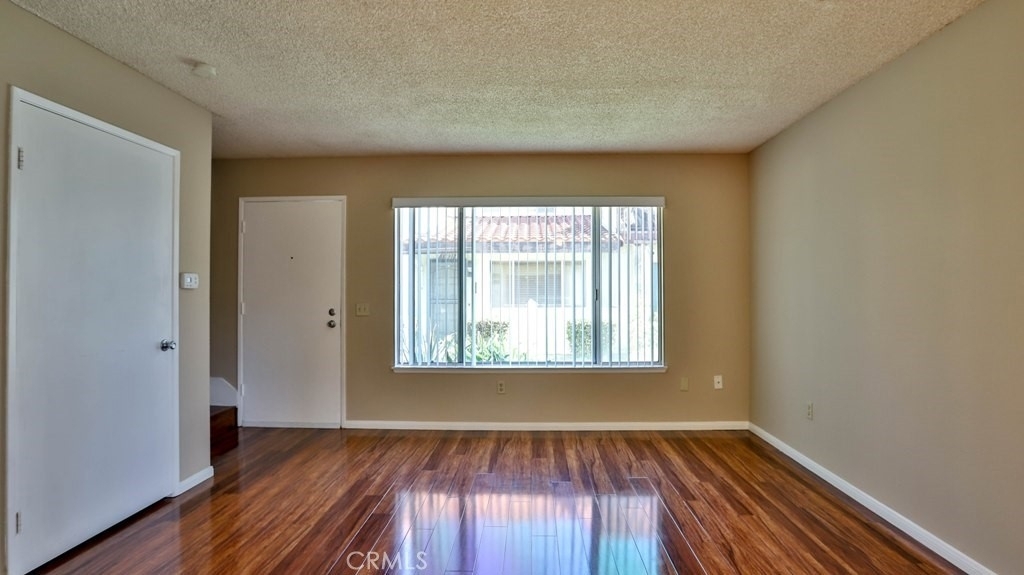 12021 Walnut Street - Photo 14