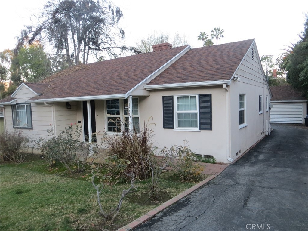 1220 Orange Grove Avenue - Photo 0