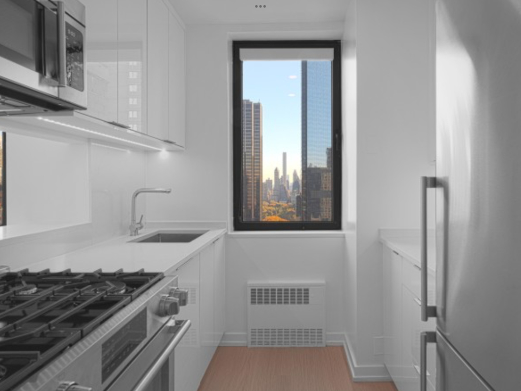 55th Street & Park Ave - Photo 2