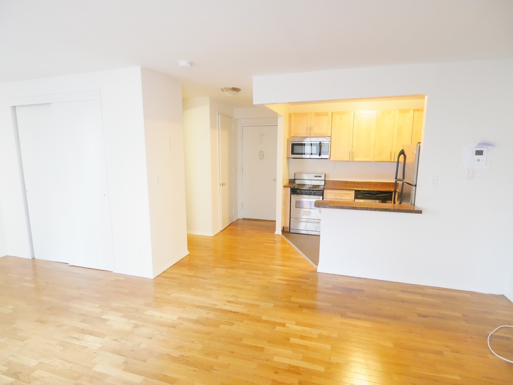 241 East 86th Street - Photo 7
