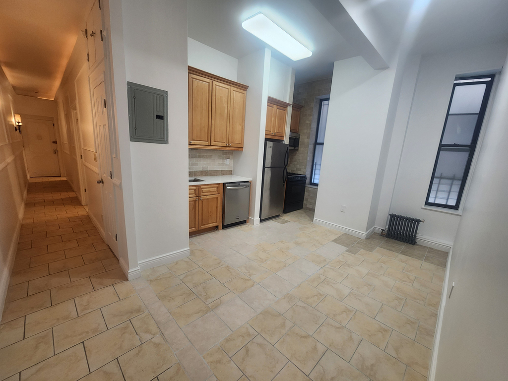 601 West 151st Street - Photo 1