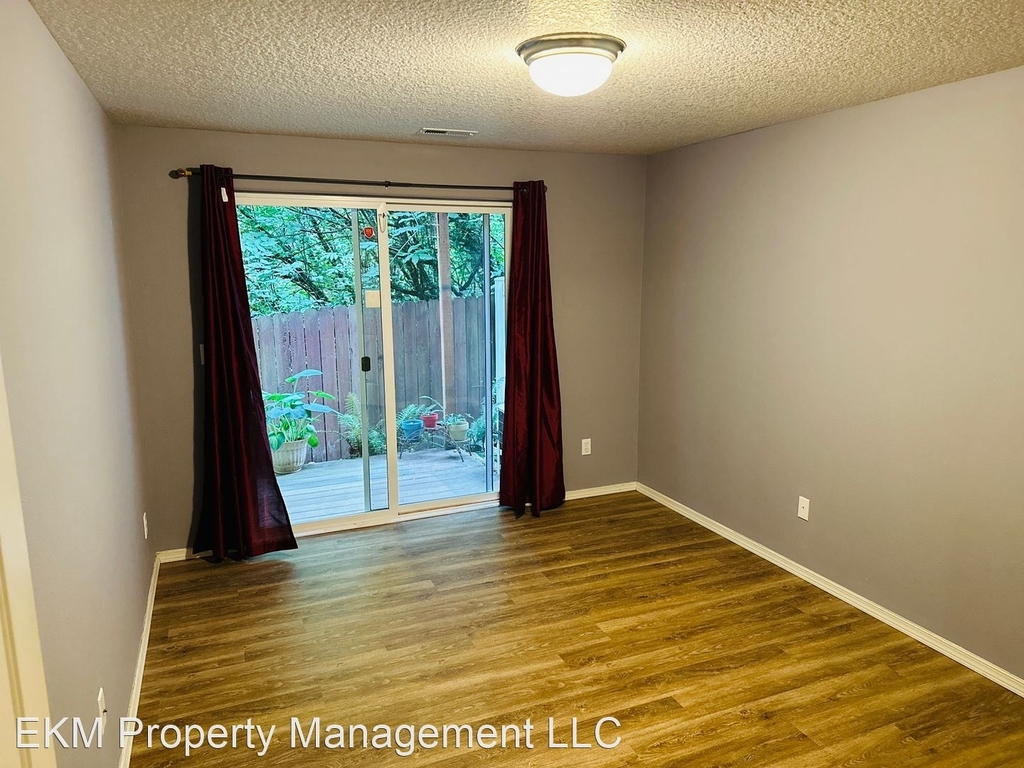 8025 Ne 38th Avenue - Photo 26