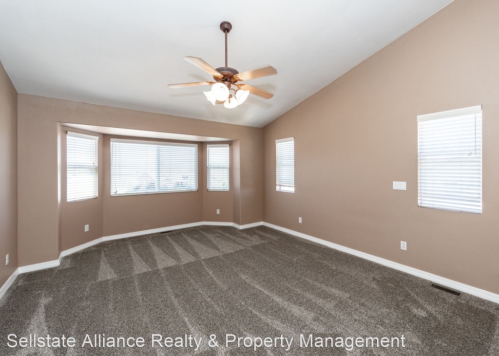 6815 Prairie Wind Drive - Photo 24