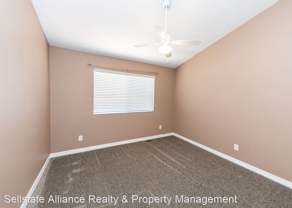 6815 Prairie Wind Drive - Photo 22