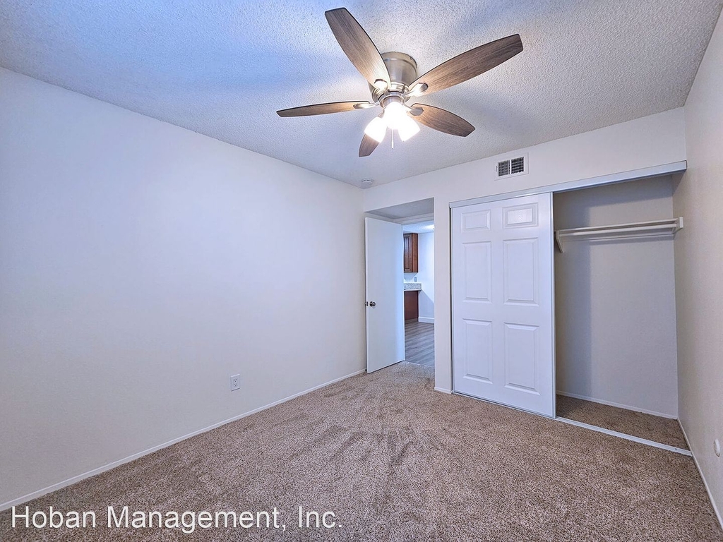 10127 Vine Street - Photo 6