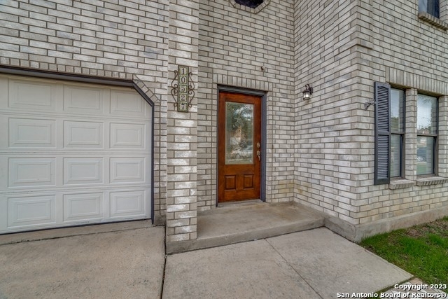 10527 Stone Creek Pl - Photo 2