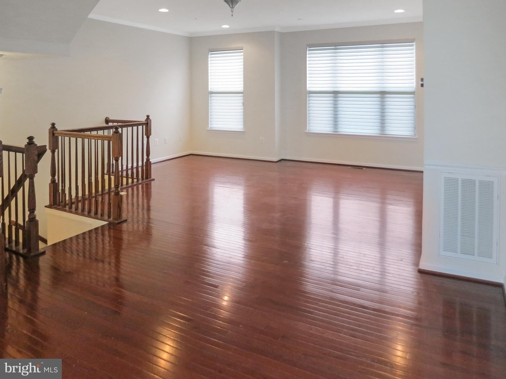 500 Ava Way Ne - Photo 2