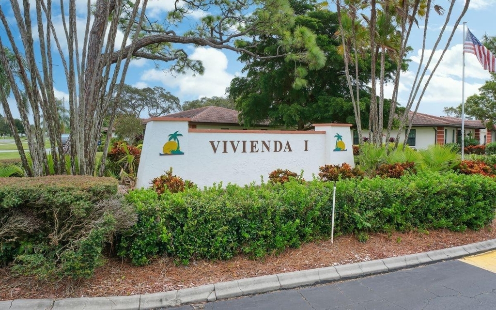 3301 Vivienda Boulevard - Photo 25