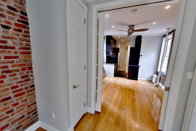 East 7th Street, Unit 1B - Photo 2