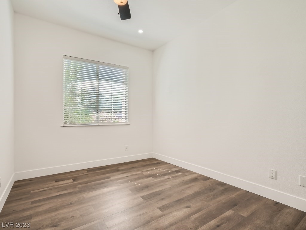 10024 Pinnacle View Place - Photo 2