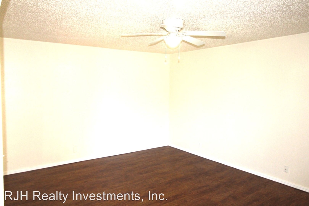 229 Chalmette - Photo 2