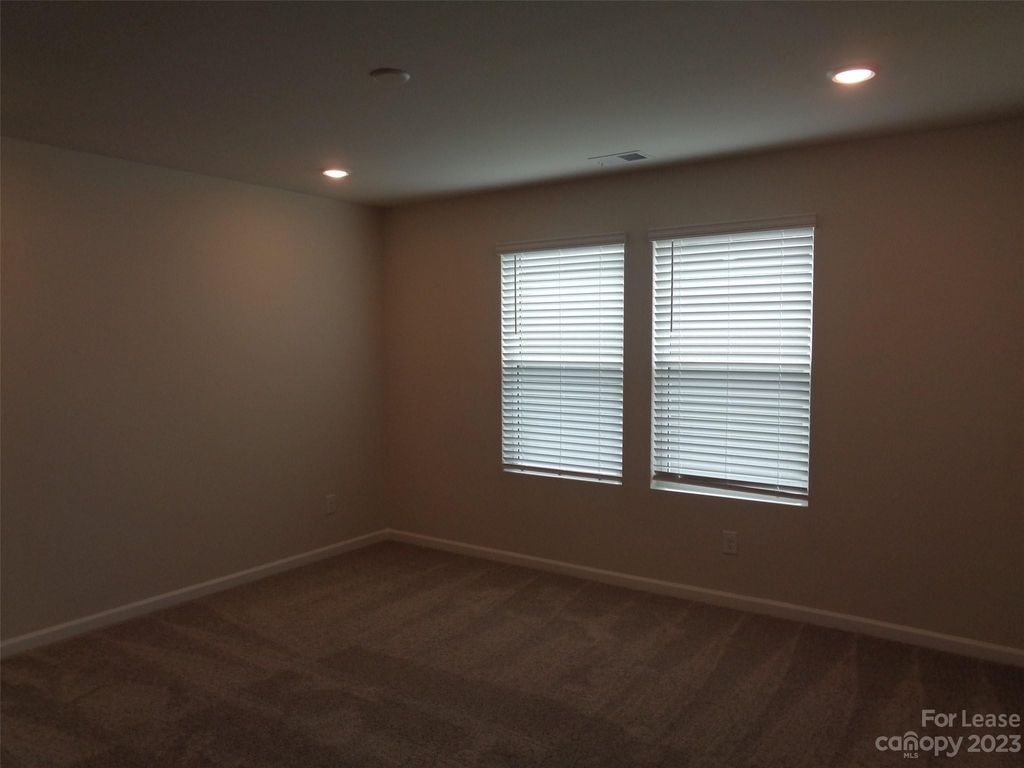 247 Cedar Knoll Circle - Photo 17