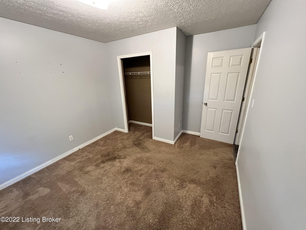 10415 Pebblestone Cir - Photo 10