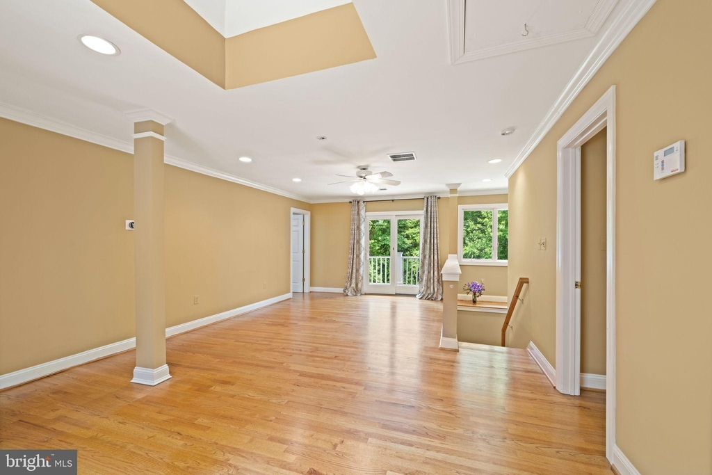 1150 Spring Hill Road - Photo 31