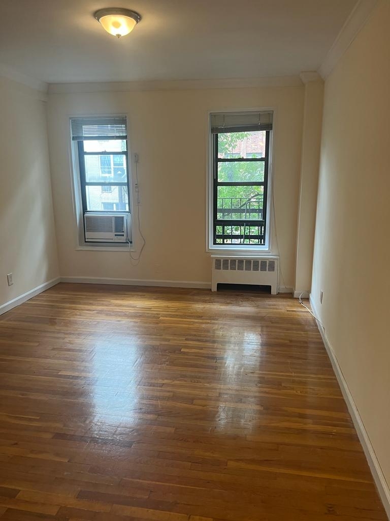 226 East 74th Street - Photo 3