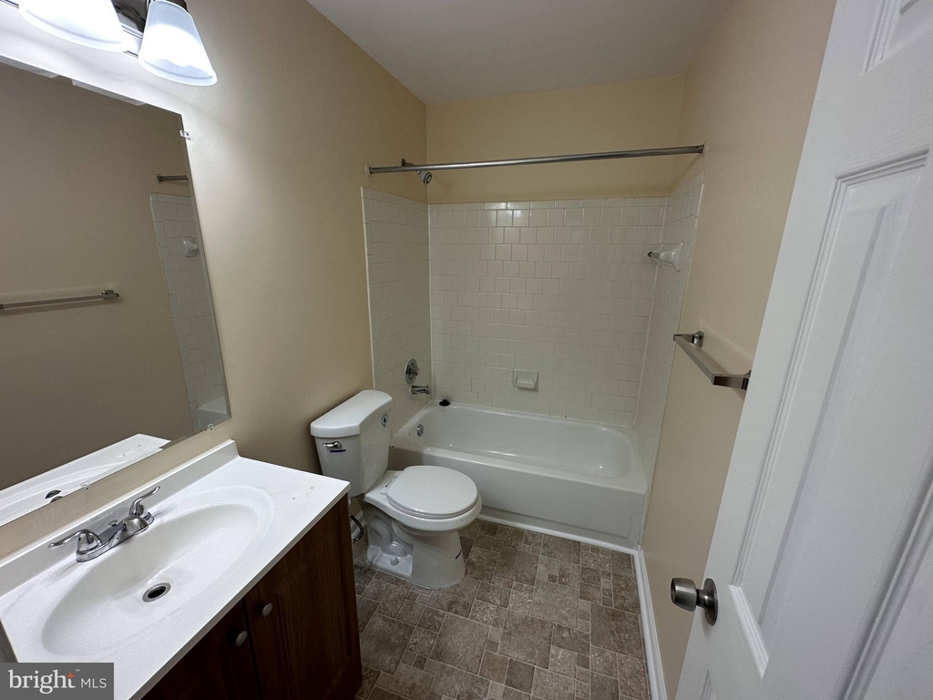 3139 Antrim Circle - Photo 10