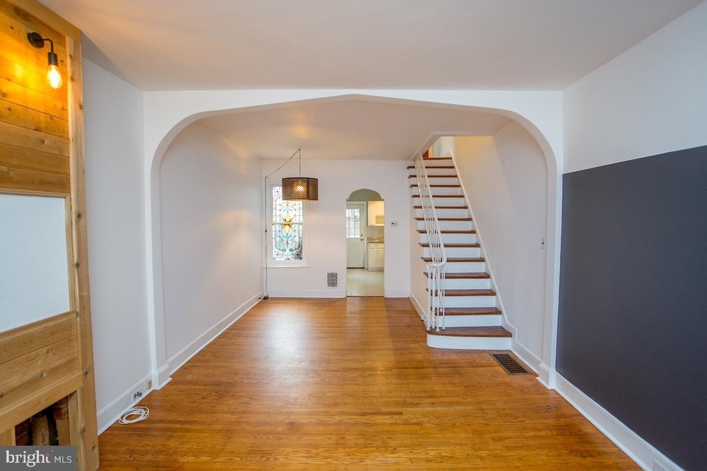 635 Miller Street - Photo 2