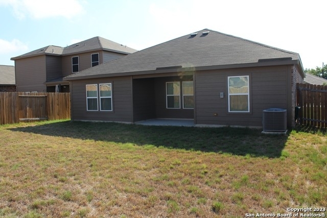 7819 Cactus Plum Dr - Photo 18