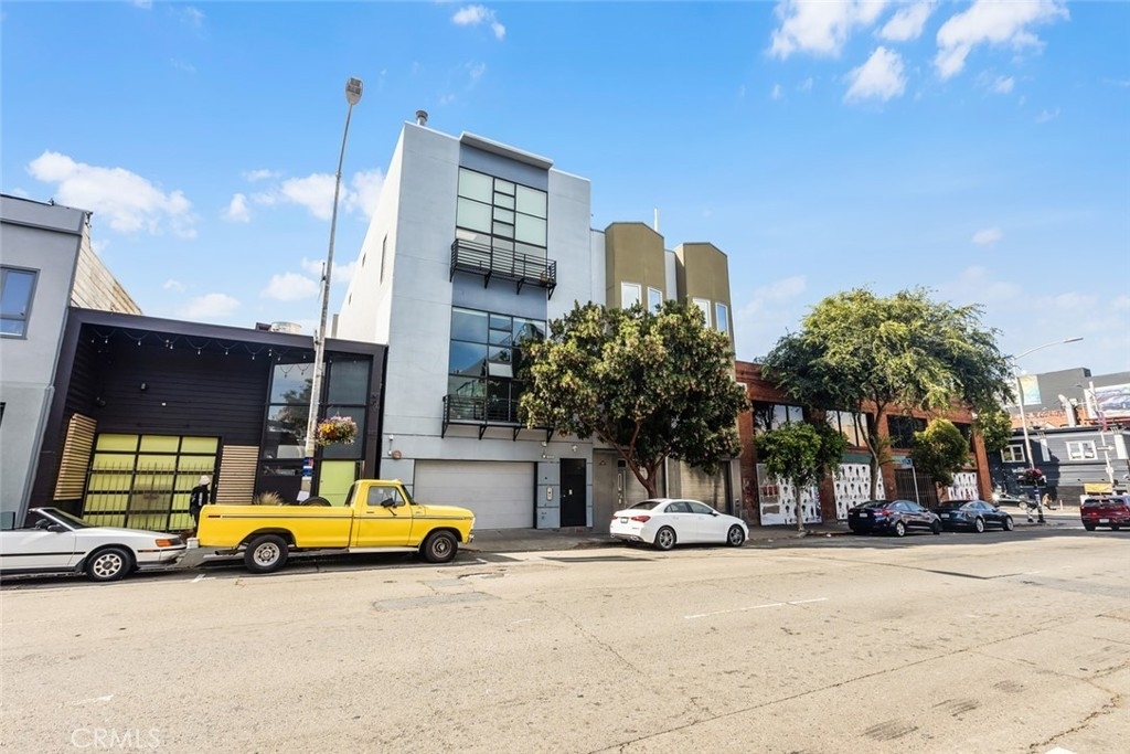 1220 Folsom Street - Photo 1