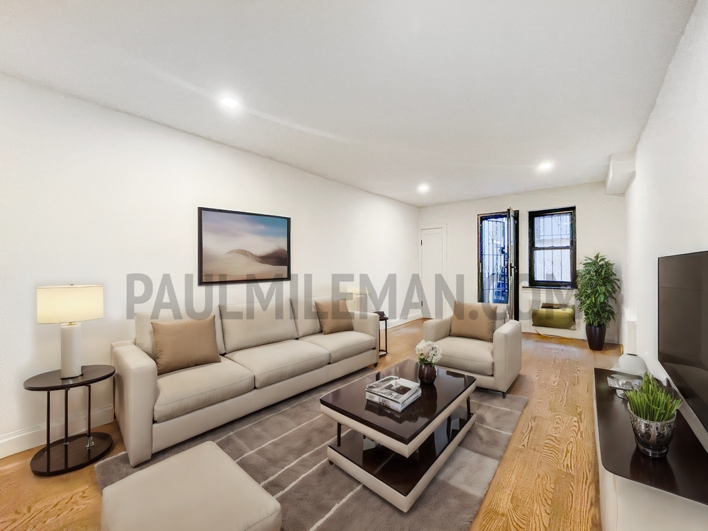 East 80th Street - Photo 0